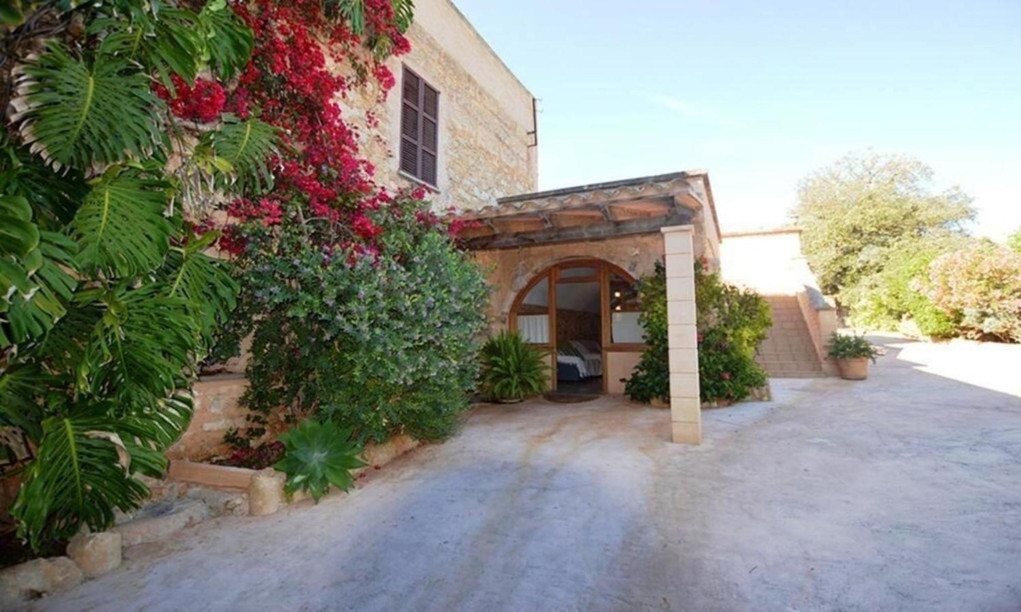 Es Rafal , Mallorquinisches Mit Pool Und Grossem Garten